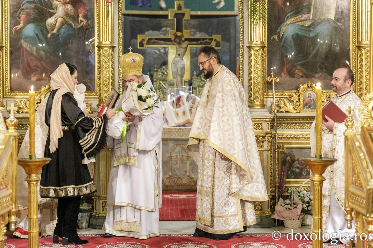 Liturghie arhierească la Catedrala Mitropolitană din Iași  în cinstea Sfinților Trei Ierarhi / Foto: pr. Silviu Cluci